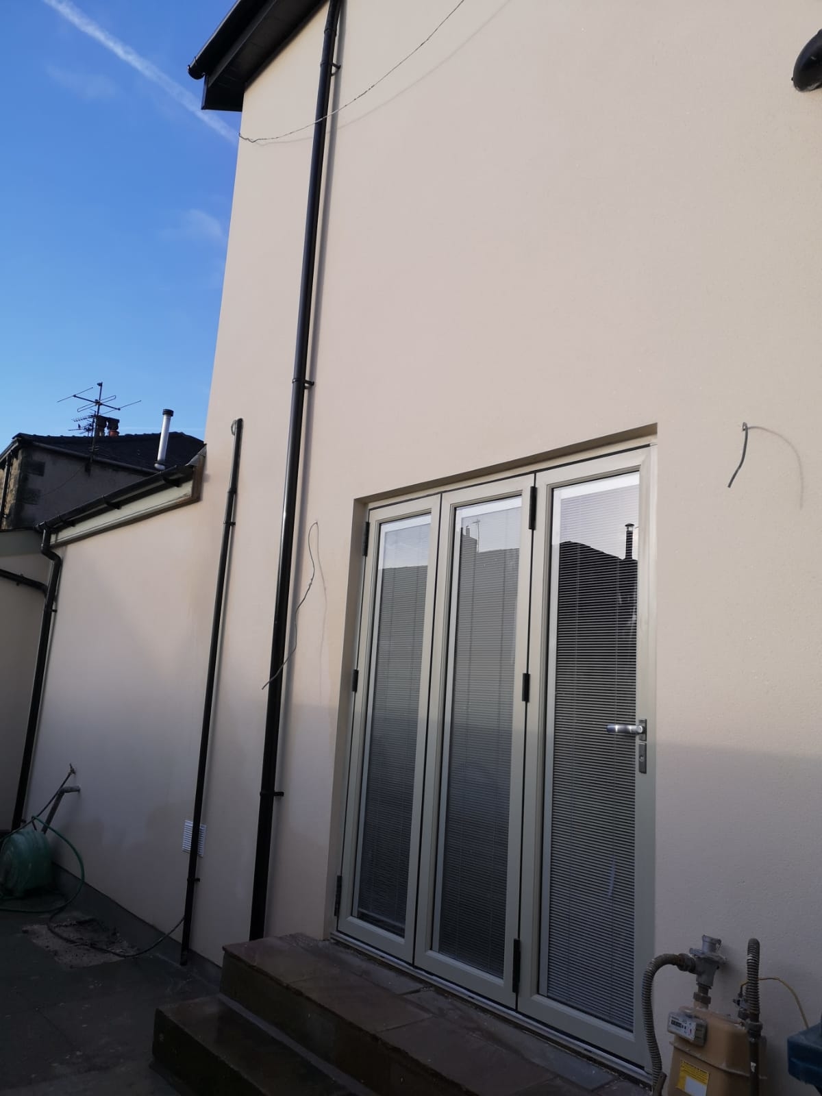 Spray Rend system window repair 9